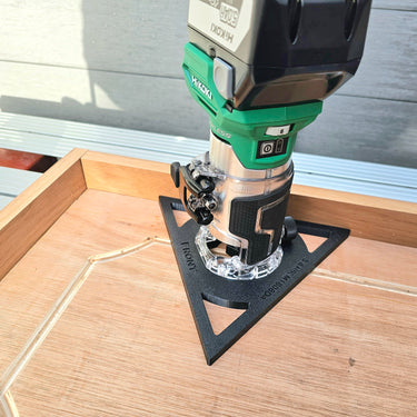 Hikoki M1808DA Triangular Triangle trim router sub-base door pattern