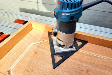 Bosch GKF600 Triangular Triangle trim router sub-base door pattern