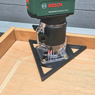Bosch 18V-8 Triangular Triangle trim router sub-base door pattern