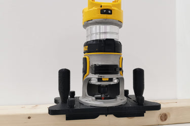 Dewalt DCW600 DCW604 D26200 center jig adapter router base Mortises Groove Slotting
